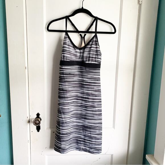 Athleta Shorebreak Striped Swim Dress Built in Bra Athletic Small S Black Gray - Picture 1 of 8